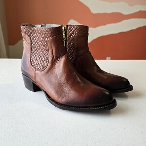 Denver Lady Gabriel Brown Leather Studded‎ Ankle Boots Size 9.5